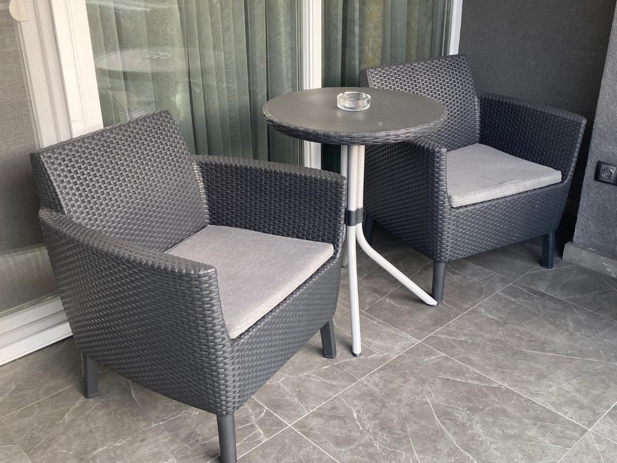 Noir Silvery Apartman Szeged Eksteriør bilde