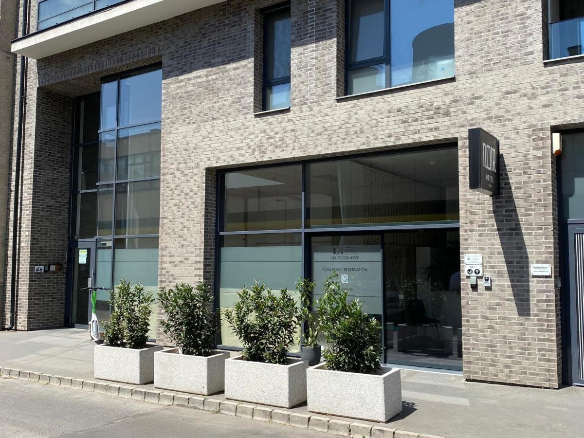 Noir Silvery Apartman Szeged Eksteriør bilde